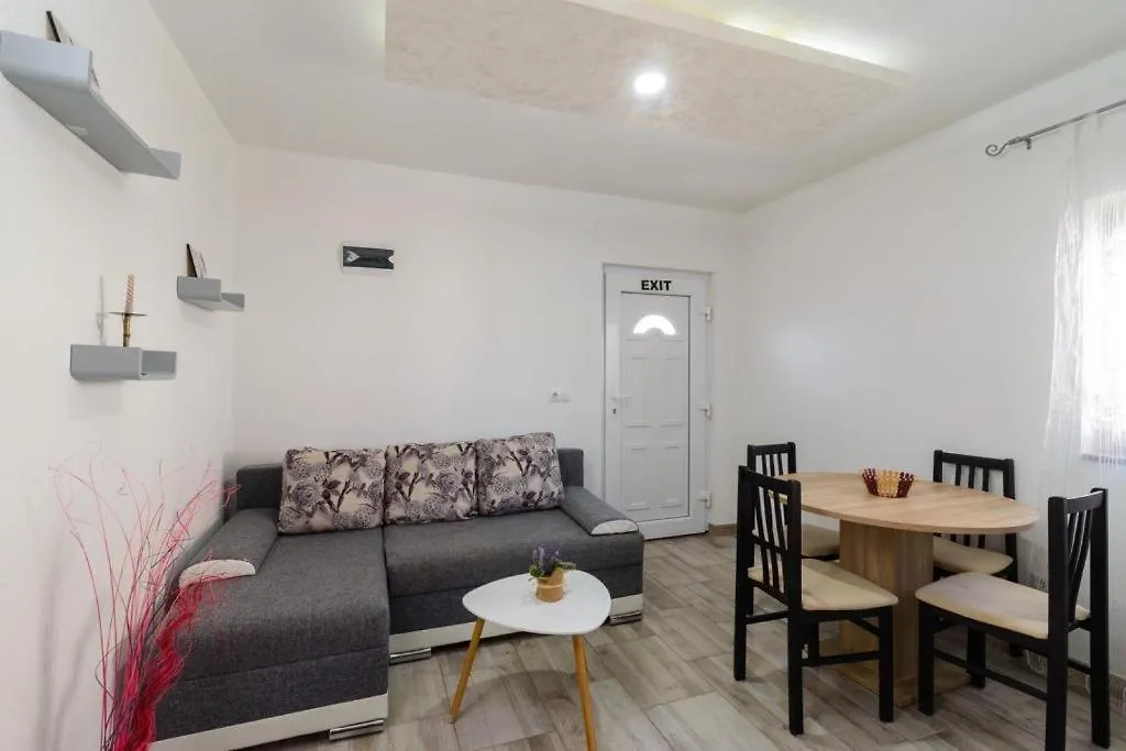 Apartment In Okrug Gornji With Sea View, Balcony, Air Conditioning, Wifi 5134-7 Trogir
