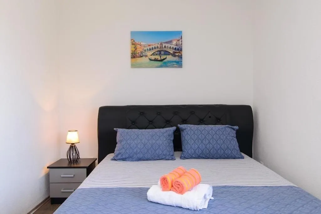 Apartment In Okrug Gornji With Sea View, Balcony, Air Conditioning, Wifi 5134-7 Trogir 0*,  Croatia
