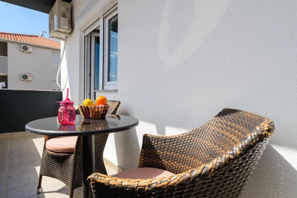Apartment In Okrug Gornji With Sea View, Balcony, Air Conditioning, Wifi 5134-7 Trogir 0*,  Croatia