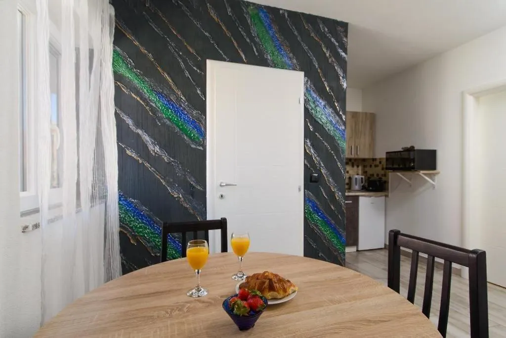 Apartment In Okrug Gornji With Sea View, Balcony, Air Conditioning, Wifi 5134-7 Trogir